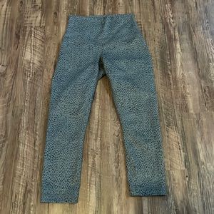 Lululemon patten capris